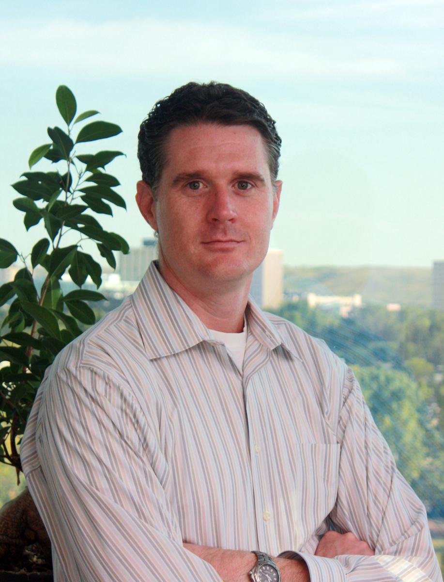 large photo of Dr. Robin Yates