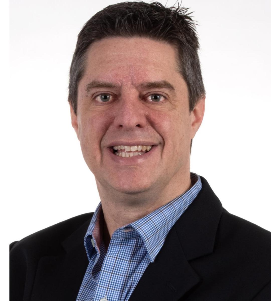 large photo of Dr. Steve Lacroix